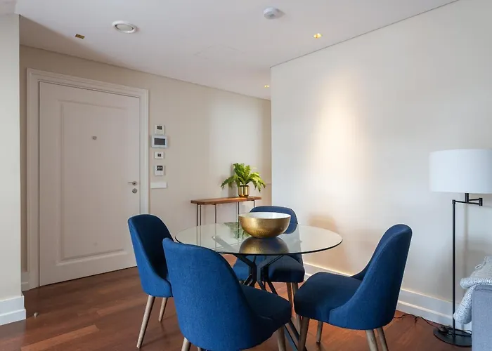 Flh Marques Rooftop With Balcony شقة *